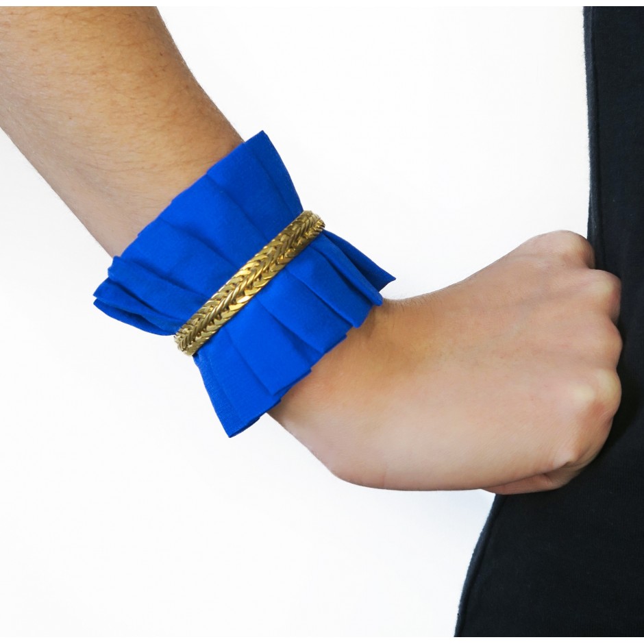 Hawaii electric blue cuff bracelet 