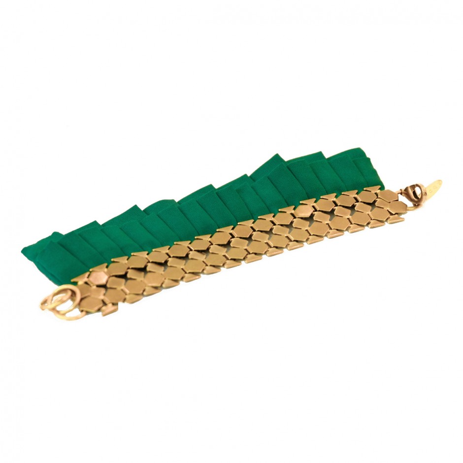 Hula green cuff bracelet 