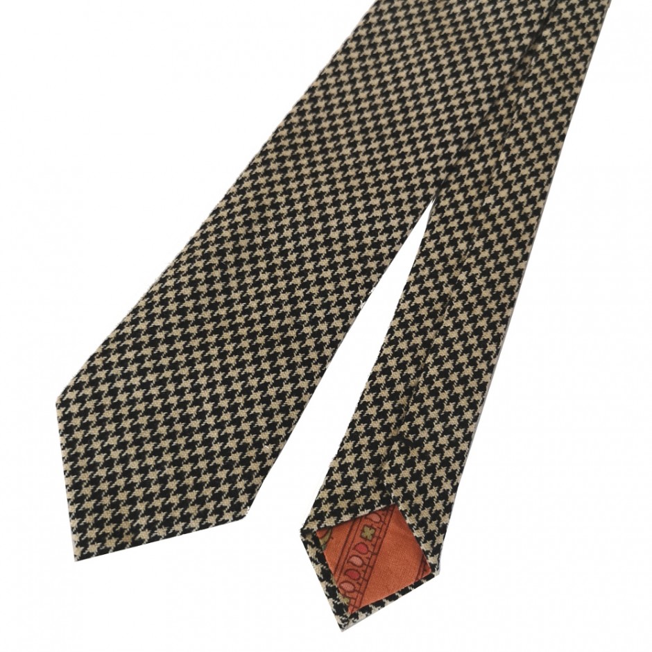 Cravate Hauterives