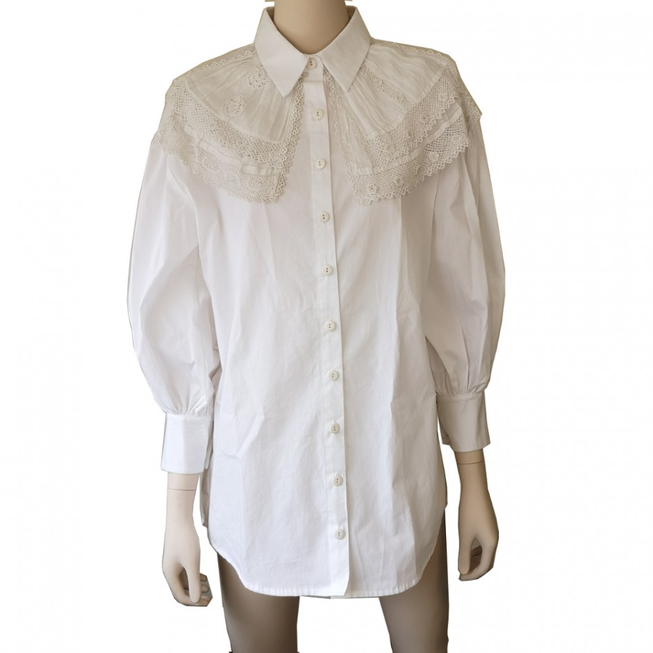 Laced shirt with ballon sleeves